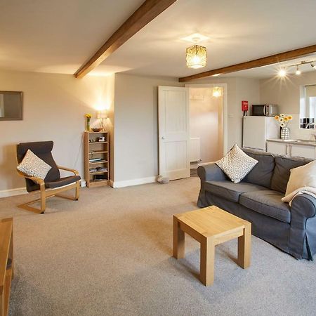 Host & Stay - Cosy Cottage Emley Zewnętrze zdjęcie
