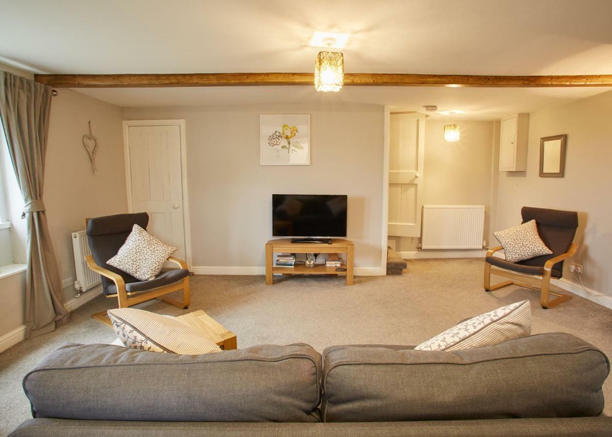 Host & Stay - Cosy Cottage Emley Zewnętrze zdjęcie
